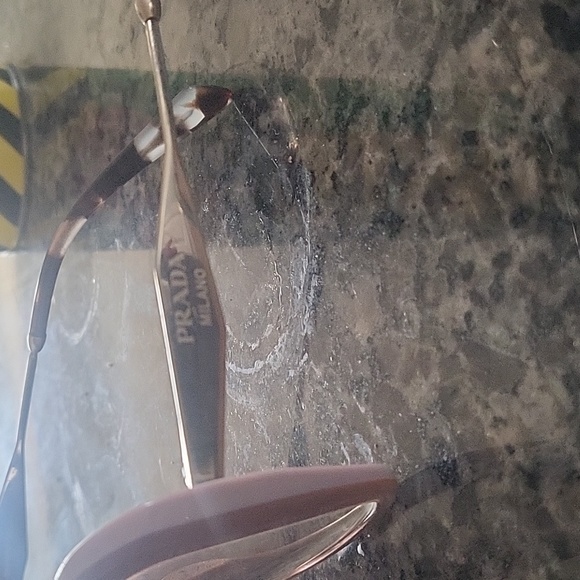 Designer Sunglasses - Picture 4 of 5